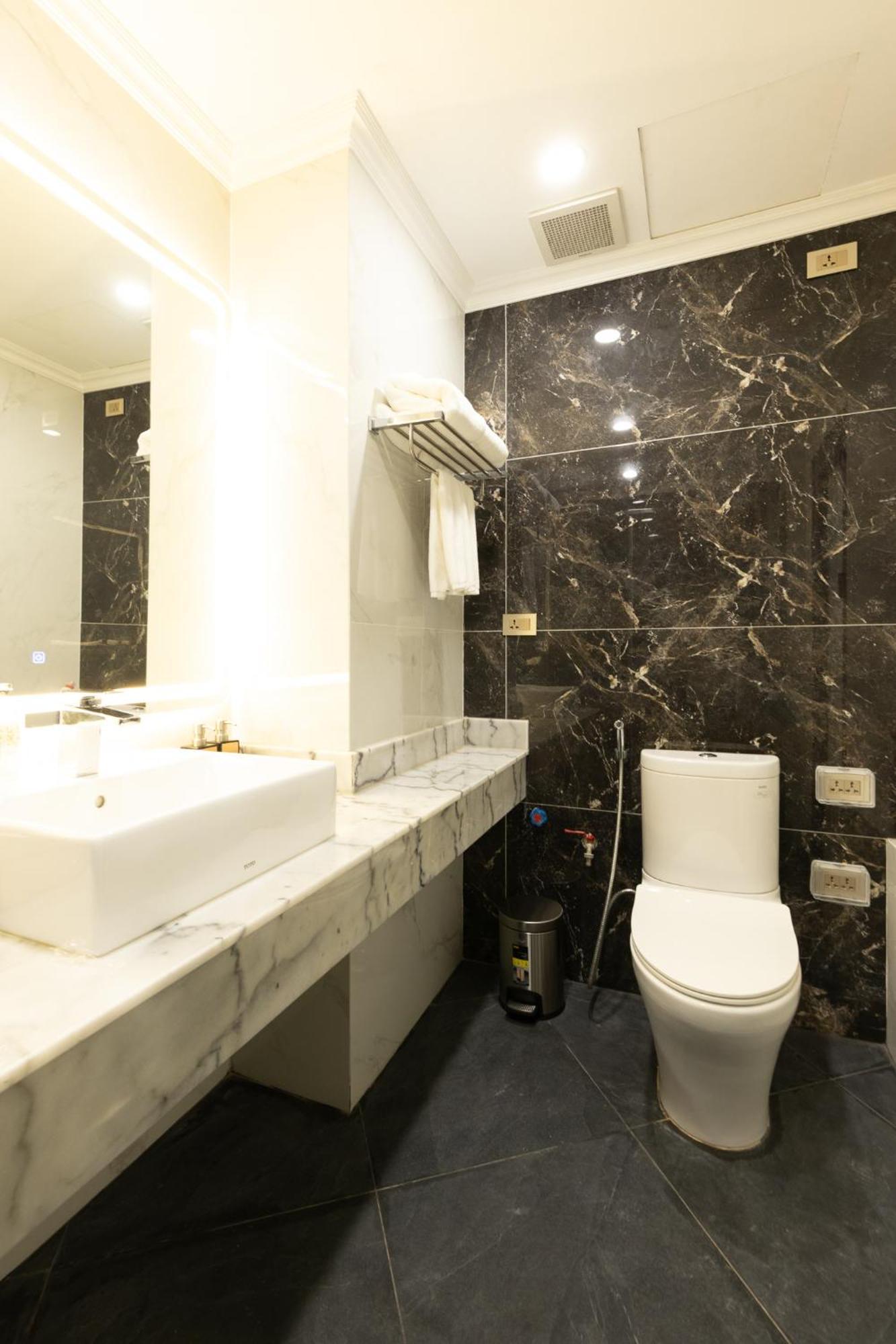 Sword Lake Hotel 하노이 외부 사진